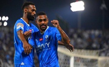 الهلال يتغلب على أبها في الجولة الأولى من دوري روشن السعودي