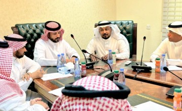 محافظ فيفاء القحطاني يجتمع بإعضاء المراكز الإعلامية للمحافظة