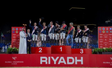 ريزنبك إنترناشيونال بطل دوري الابطال العالمي