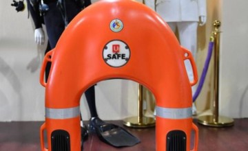 حرس الحدود يستعرض أول طوق نجاة ذكي في المملكة ضمن معرض وزارة الداخلية في مهرجان الملك عبدالعزيز للإبل