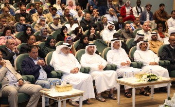 شعراء ينشدون للسلام والمحبّة والإنسانيّة ويتغنّون بالشارقة