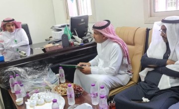 ‘الفيفي” رئيس مركز مقزع يتفقد مركز الرعاية الاولية بمركز مقزع