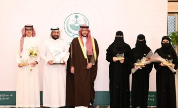 سمو محافظ الطائف يكرم طلاب تعليم الطائف الحاصلين على المركز الثاني على مستوى المملكة في فرسان التعليم