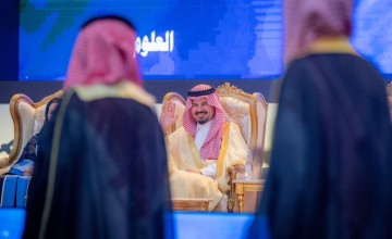 أمير منطقة المدينة المنورة يرعى حفل تخريج الدفعة الـ 20 من طلاب وطالبات جامعة طيبة للعام الجامعي 1445 هـ