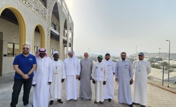 سندي يستقبل وفد حجاج نيجيريا لإطلاعهم على الخدمات المقدمة