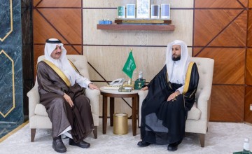 أمير الشرقية يستقبل رئيس المحكمة العامة بالجبيل