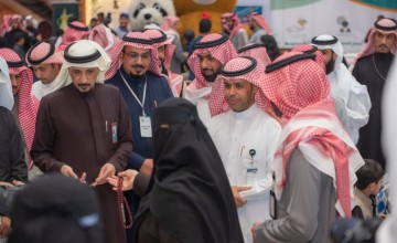 مركز التأهيل الشامل بحفر الباطن ينظم معرضاً توعوياً بمناسبة اليوم العالمي للأشخاص ذوي الإعاقة 2024