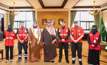نائب أمير تبوك يثمن حصول فرع هيئة الهلال الأحمر السعودي بالمنطقة على عدد من الاعتمادات الدولية