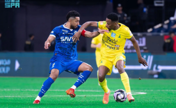 الهلال يكتسح الخليج بثلاثية نظيفة ويعزز وصافته في دوري روشن