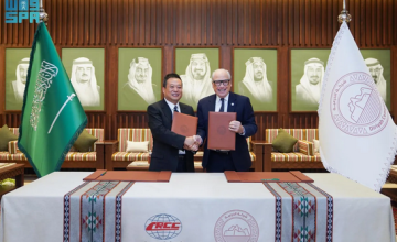 عقد بـ «4.2 مليارات ريال» بين شركة “الدرعية” وتحالف صيني.. لتطوير مرافق جامعة الملك سعود