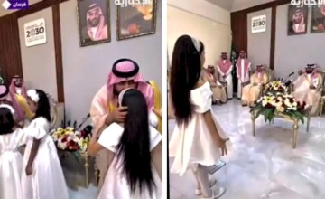 في لفتة أبوية مؤثرة.. شاهد: «أمير جازان» يدعم طفلة تلعثمت خلال إلقاء قصيدة ويعيد إليها الثقة