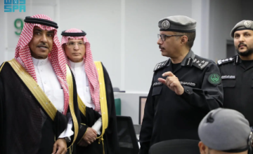 «وزير الإعلام» يتفقد مركز العمليات الأمنية الموحدة (911) بمكة… ويشيد بجاهزيته التقنية لخدمة ضيوف الرحمن