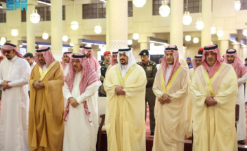 بحضور عدد من الأمراء والمسؤولين… «نائب أمير الرياض» يؤدي صلاة الميت على الأمير الوليد بن خالد بن طلال