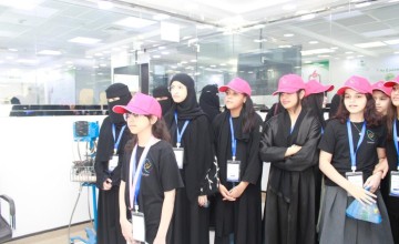 طلاب «موهبة الإثرائي» يزورون المختبر الإقليمي وبنك الدم بعرعر