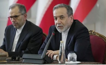 وزير الخارجية الإيراني: ندرس استئناف المفاوضات مع الولايات المتحدة بشروط تتعلق بالضمانات