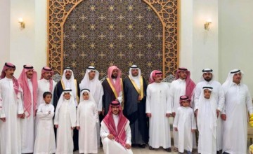 بحضور الأعيان والأهل والأصدقاء .. خليفة بن مهنا يحتفل بزفاف أبنائه عبدالكريم ويوسف في حائل