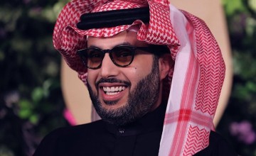 مفاجأة كبرى.. تركي آل الشيخ يعلن: السحب على 100 سيارة لجمهور موسم الرياض