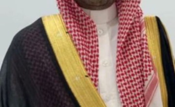 «ذكرى مجدٍ ضارب في عمق التاريخ».. شاعر القمة حميد بن حمدان الرشيدي يهنئ القيادة بيوم التأسيس