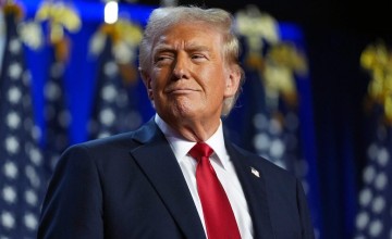 مفاوضات “حاسمة” بين أمريكا وإيران.. وترمب يلوّح بالتصعيد بعد 5 أيام