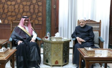 خلال استقبال سفير المملكة بالقاهرة.. شيخ الأزهر يجدد إدانته للاعتداءات الإيرانية على المنشآت المدنية والاقتصادية بالسعودية ودول الخليج