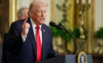 ترامب: إيران ستتعرض لضربة قوية اليوم.. وطهران أمام خيار الاستسلام أو الانهيار