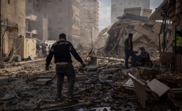 بيروت تحت القصف.. 182 قتيلًا حتى الساعة والحكومة تعلن الحداد