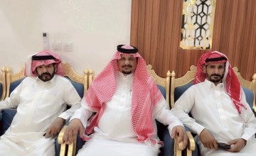 بحضور شيوخ بني رشيد.. أهالي قرية أم شعاري يحتفلون بعيد الأضحى المبارك في ديوان “عايد بن شويلع”