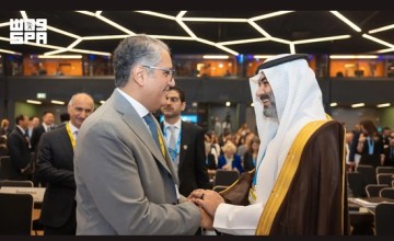 السواحه يعقد اجتماعات ثنائية في جنيف لتعزيز الشراكات في الذكاء الاصطناعي والاقتصاد الرقمي