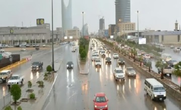 أمطار رعدية وزخات برد ورياح نشطة.. «الأرصاد» يحذر من أجواء متقلبة بعدة مناطق