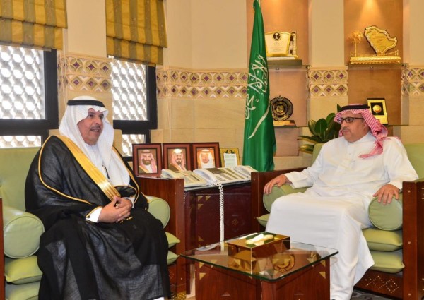 وكيل إمارة الرياض يستقبل مدير عام التعليم بالمنطقة