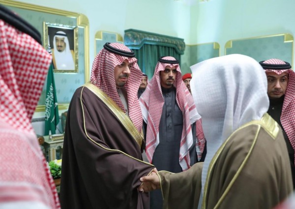 الزيارة التاريخية لخادم الحرمين الشريفين وسمو ولي عهده الأمين للمنطقة جسدت عمق التلاحم بين القيادة والشعب . ‎