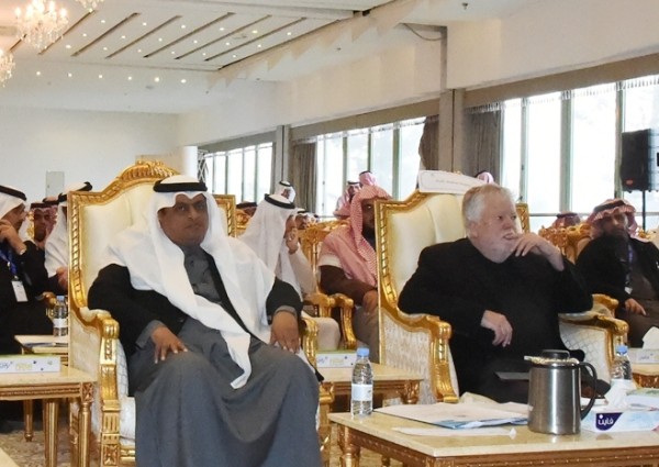 100 مشارك ومشاركة يبحثون التحول الرقمي لمهارات القرن 21 بتعليم عسير
