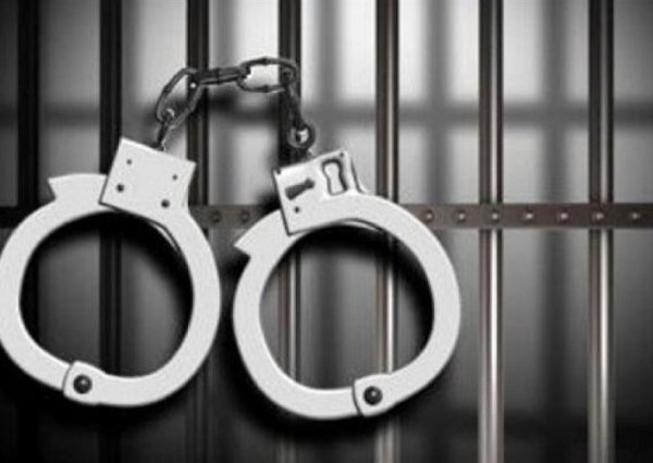 الإطاحة بوافد أمتهن كتابة  آيات من القرآن على حذائه بأحد مساجد أبوعريش