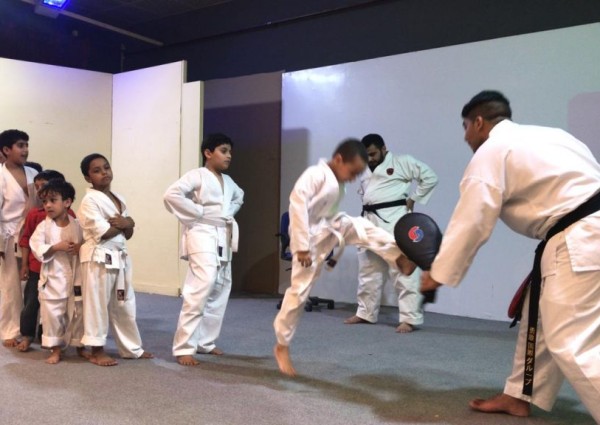 تنمية الجفر .. تطلق أولى برامجها في مركز النشاط بالمنيزلة