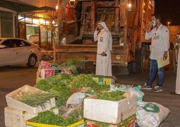 “البيئة”: نعمل على التأكد من سلامة مزارع البقدونس في الجوف‎.. وأمانة جدة تمنع بيعه