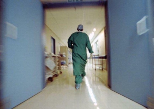 جازان: مقتل خمسيني بضربات “فأس” بجوار منزله.. والجاني يختفي