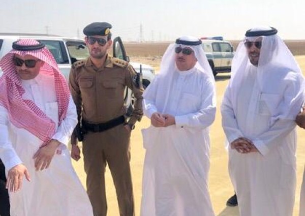 الهزاع يتفقد مشاريع الخفجي المنفذة