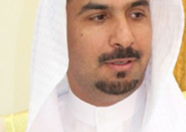 ترقية محافظ “الحائط” للمرتبة الثانية عشرة