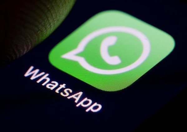 إعلامي يستعرض تجربته بعد تعرض حسابه على “واتس اب” للاختراق