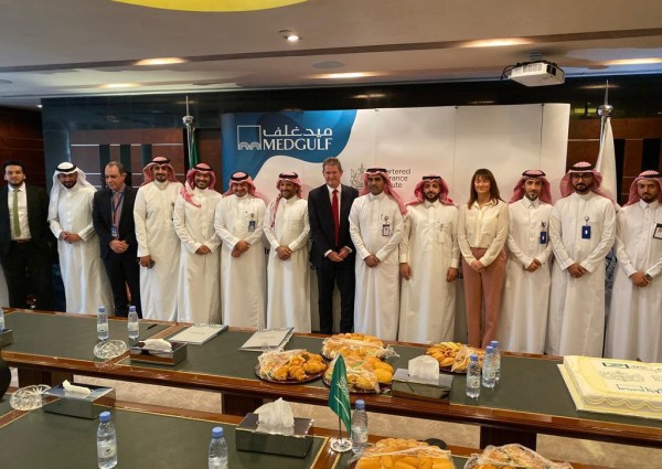 “ميدغلف” تعزز مهارات 57 شاباً وشابة سعودية في التأمين عبر “المعهد البريطاني”