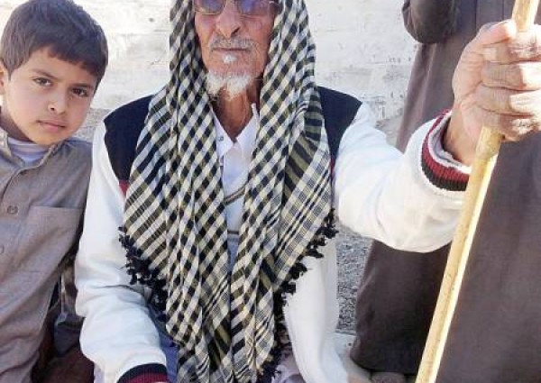 “نبأُ وفاة معتق الرشيدي بعد عمرٍ ناهز الـ130عامًا بحائل”