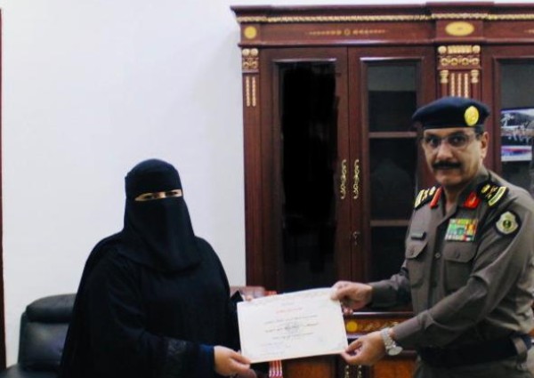 “الحربي” يوجه بتكريم عددًا من منسوبي الأمن العام”