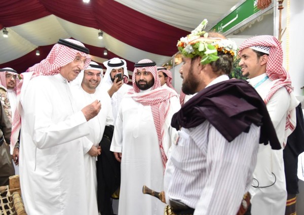 سمو أمير منطقة جازان يدشن مهرجان البن السابع ..