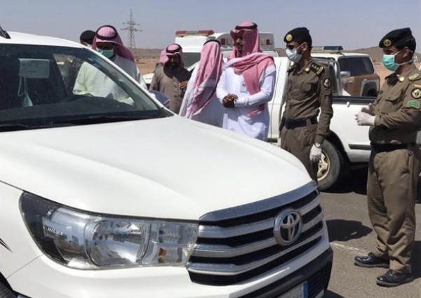 الجهات الأمنية والصحية تواصل عمليات الفرز البصري في مركز بدع بن خلف