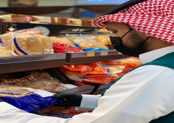 تجارة حائل تنفذ أكثر من 1600  جولة وتقف على وفرة المنتجات والسلع الرمضانية واستمرارية المنشآت التجارية في تقديم خدماتها للمستهلكين