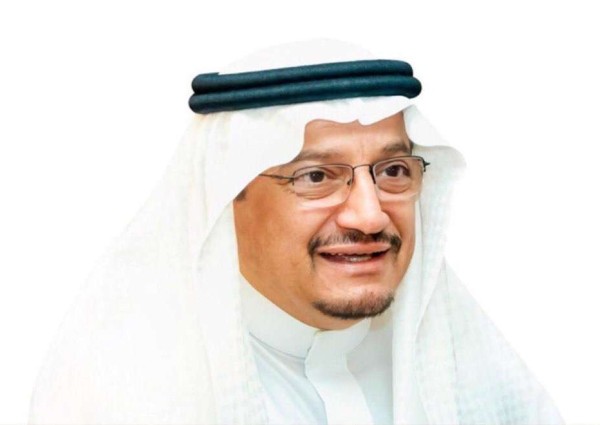 *معالي مدير جامعة الملك خالد الأستاذ الدكتور فالح السلمي يشيد بالاجراءات التي اتخذهتها القياده الحكيمه*