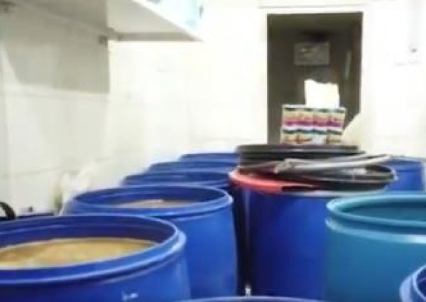 الفرق الرقابية بأمانة المدينة تضبط موقع مخالف لتصنيع مشروب السوبيا باستخدام مواد منتهية الصلاحية