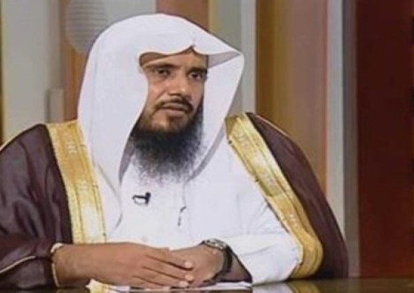 “الخثلان” عن خسوف قمر الليلة: لا تُشرع له الصلاة لهذا السبب