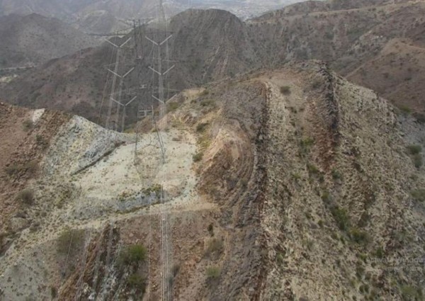 السعودية للكهرباء تعلن عن إطلاق مشروع لفحص الخطوط الهوائية لنقل الكهرباء بطائرات الدرون