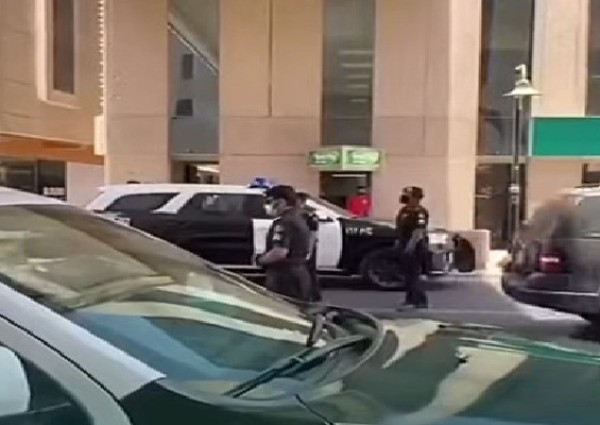 شاهد: جهود دوريات الامن بجدة في تطبيق البروتوكولات الوقائية للحد من تفشي فيروس كورونا